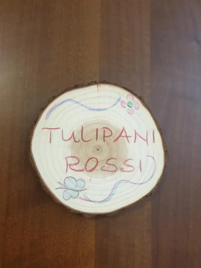Appartamento I Tulipani. Camera I Tulipani Rossi Barberino di Mugello 0*,  Italy